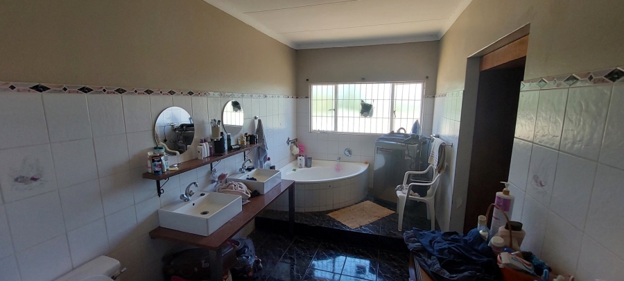13 Bedroom Property for Sale in Bloemspruit Free State